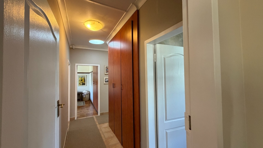 4 Bedroom Property for Sale in Oewersig North West